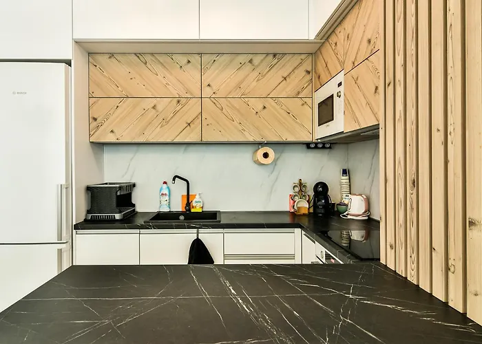 Appartamento Azure View 2br Luxury - Free Parking *