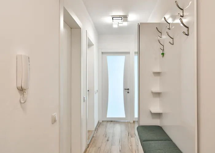 Azure View 2br Luxury - Free Parking Appartamento Varna