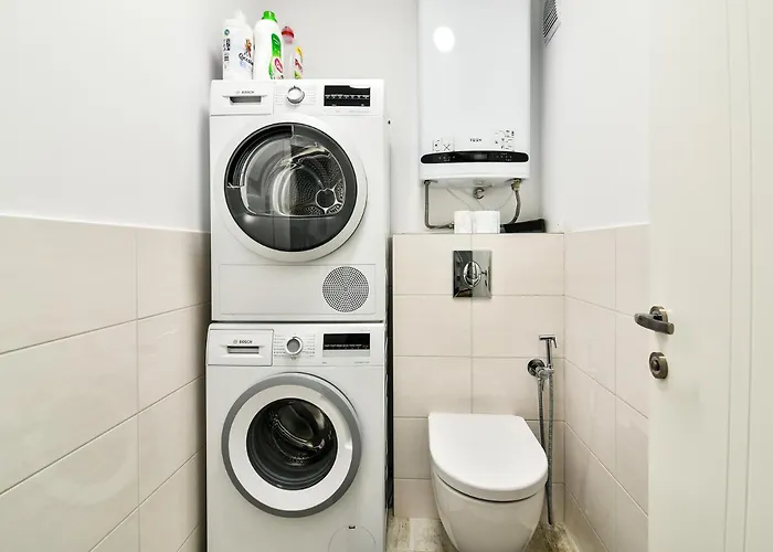 Azure View 2br Luxury - Free Parking