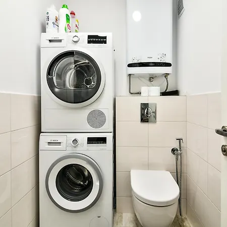 Azure View 2br Luxury - Free Parking